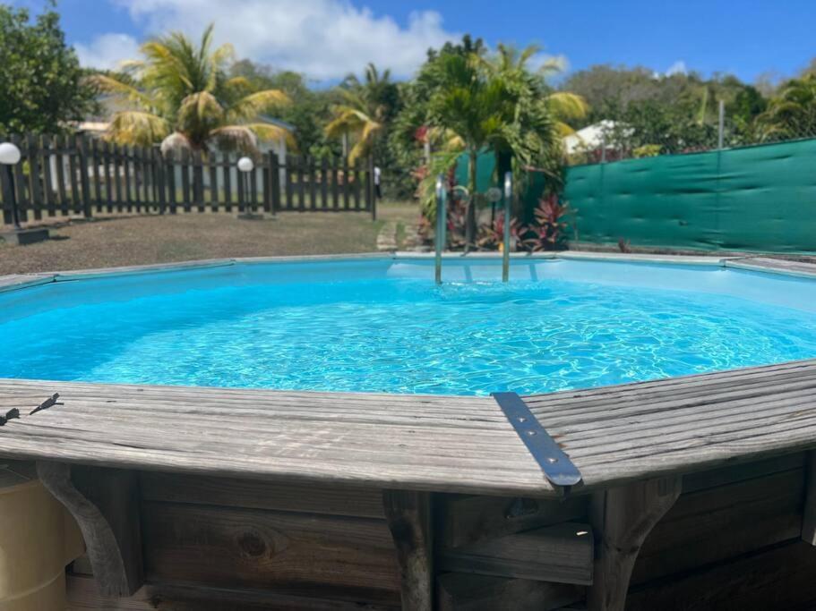 Villa Familiale Avec Piscine Le Marin Luaran gambar