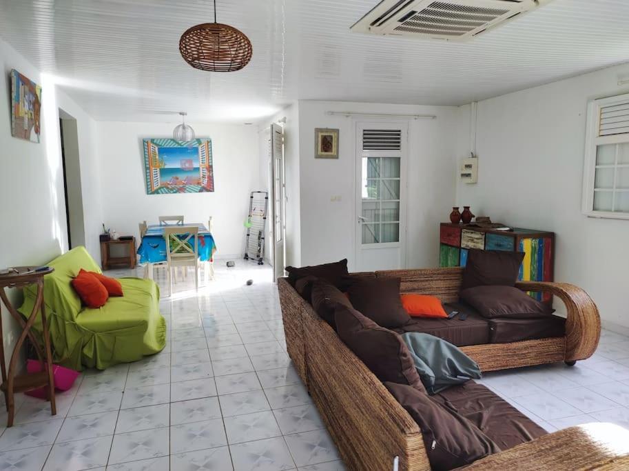 Villa Familiale Avec Piscine Le Marin Luaran gambar
